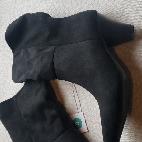 Women's Black Suede Memory Foam Boots Size 8 - NWT - Picture 11 of 13